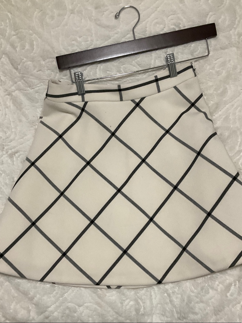 Ann Taylor LOFT Classic Windowpane A-Line Skirt in Cream and Black